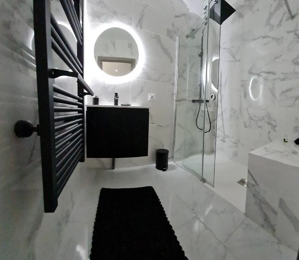 Apartment Superbe Appartement Prive Avec Jacuzzi Saint-Etienne